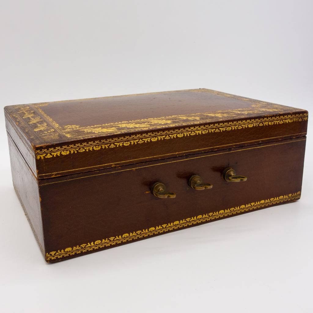 JO Wilson Brass Embossed Leather Combo Lock Box (1 of 6)