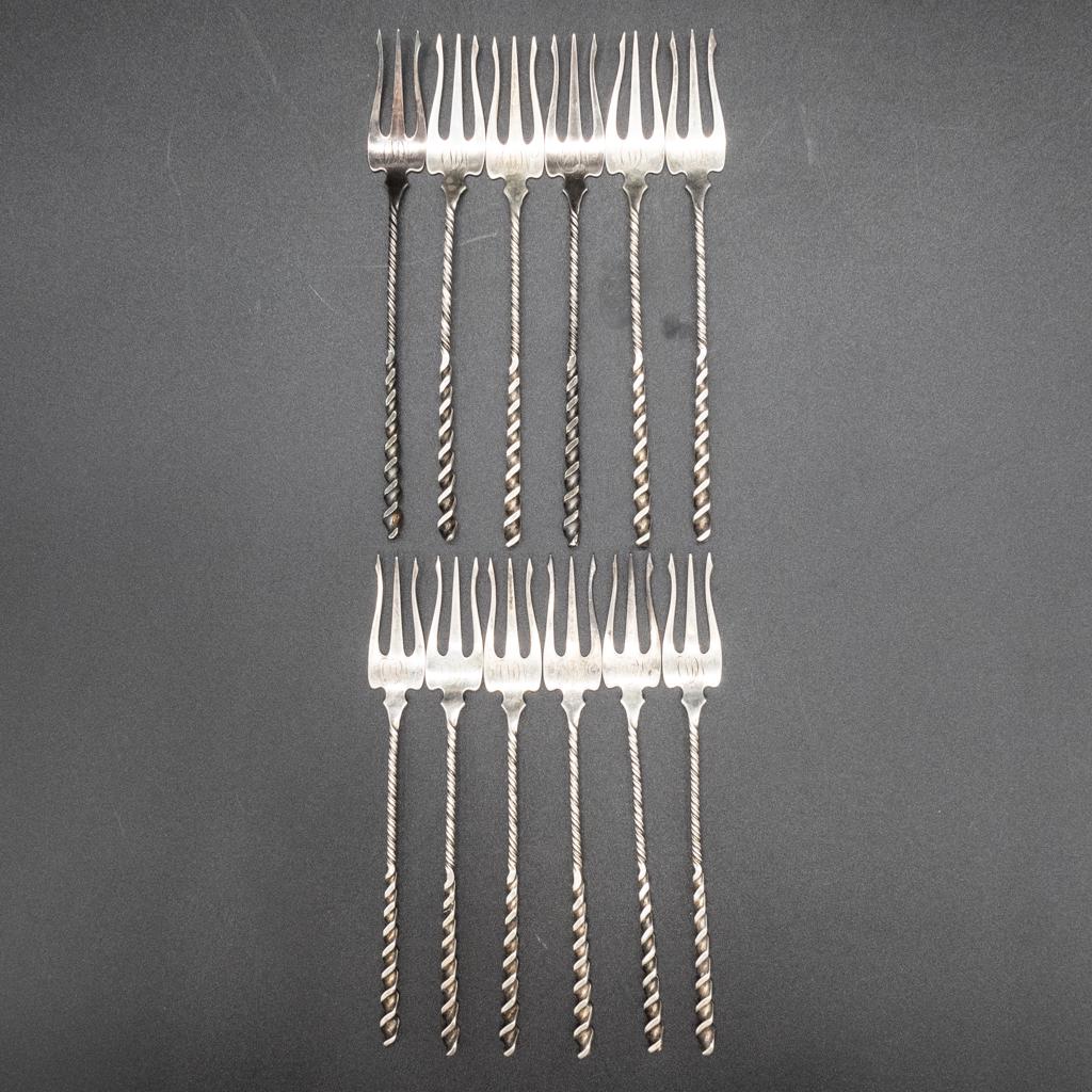 12 Whiting Sterling Silver Twisted Handle Oyster Forks (1 of 4)