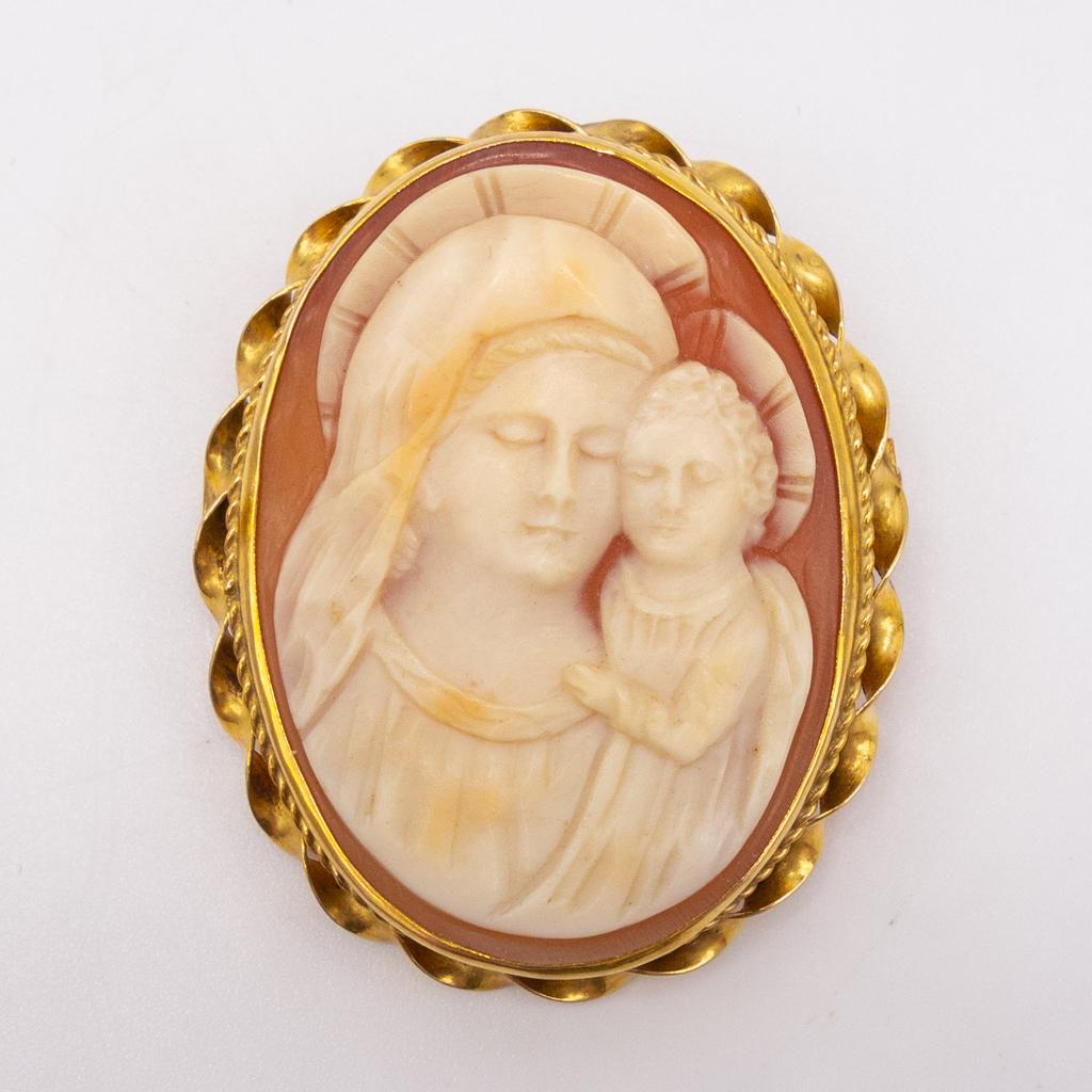 Antique Madonna and Child Solid Gold Cameo Brooch Pin (1 of 3)