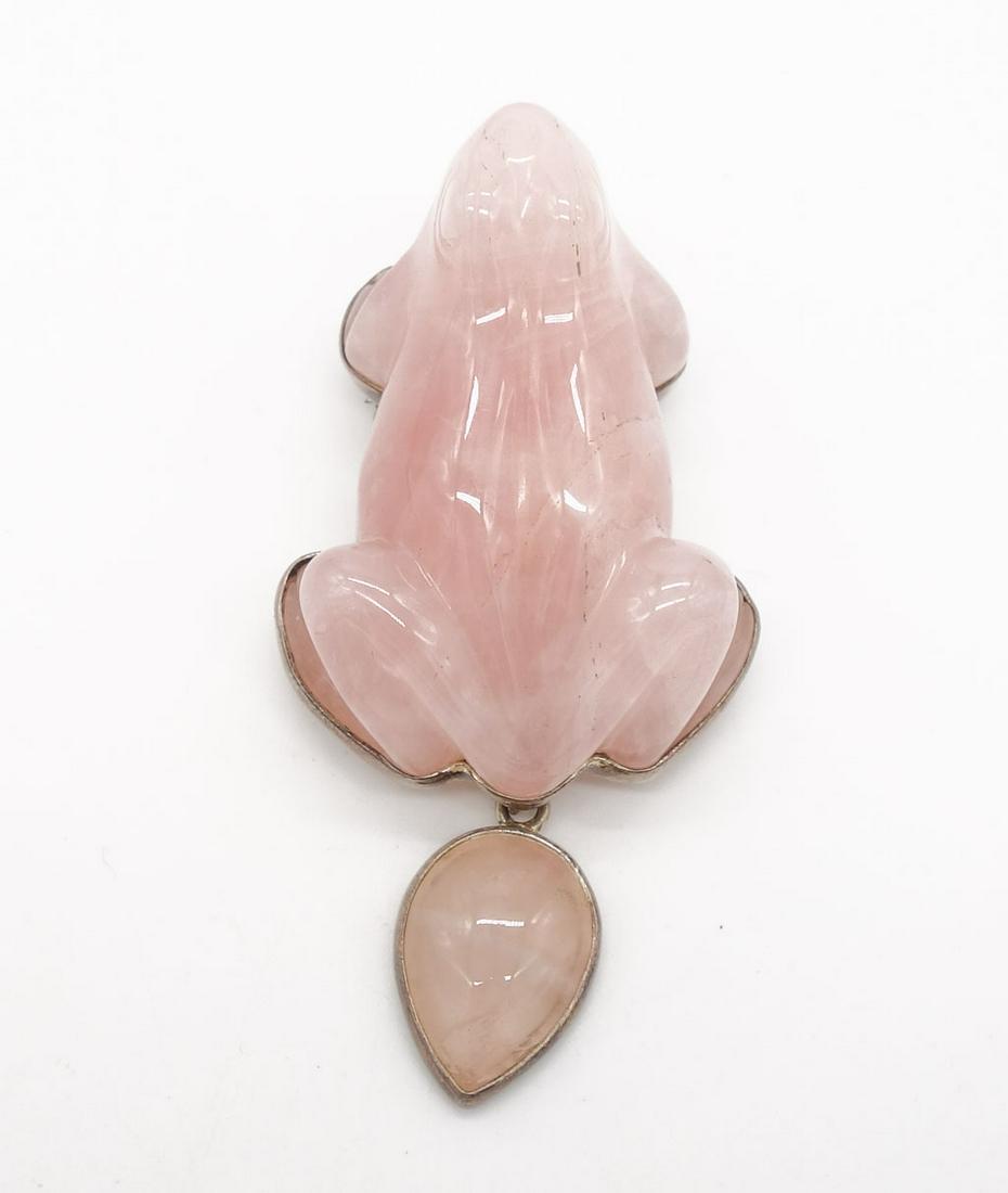 Vintage Designer Amy Kahn Russell Sterling Silver Pink Quartz Carved Frog Motif Pendant Brooch (1 of 3)