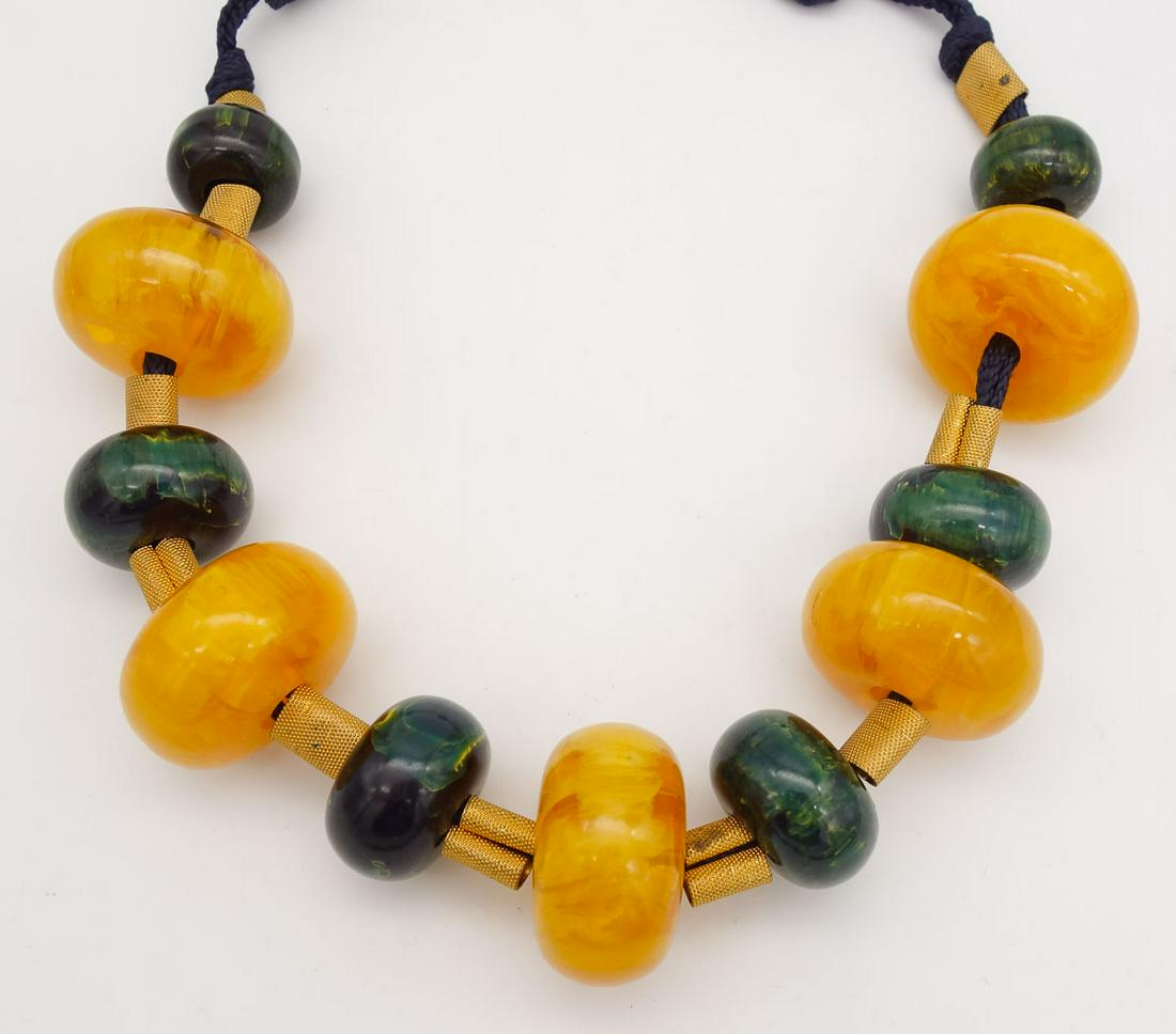 Vintage Mid Century Green and Yellow Bakelite Bead Chunky Necklace (1 of 2)