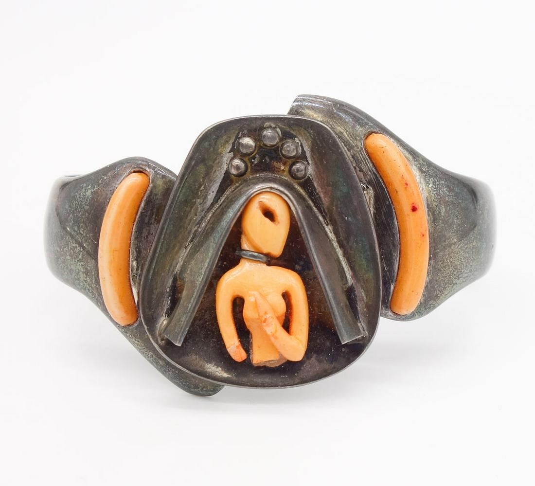 Vintage Designer Mexican Salvador Sterling Silver Coral Hinged Bracelet (1 of 3)