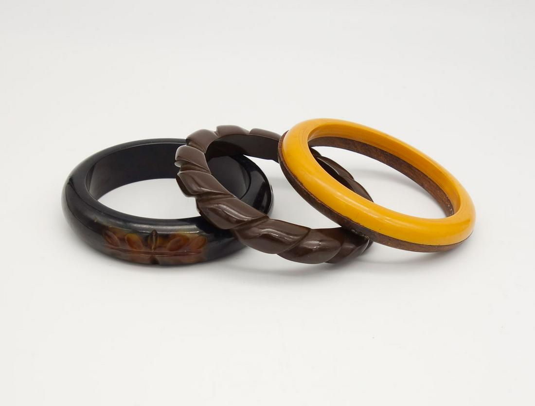 Lot of 3 Vintage Mid Century Bakelite Bangle Bracelets incl Carved, Wood Laminated (1 of 4)