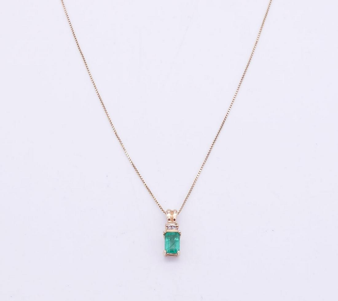 Vintage 14K Gold Natural Emerald Diamond Pendant Necklace (1 of 4)