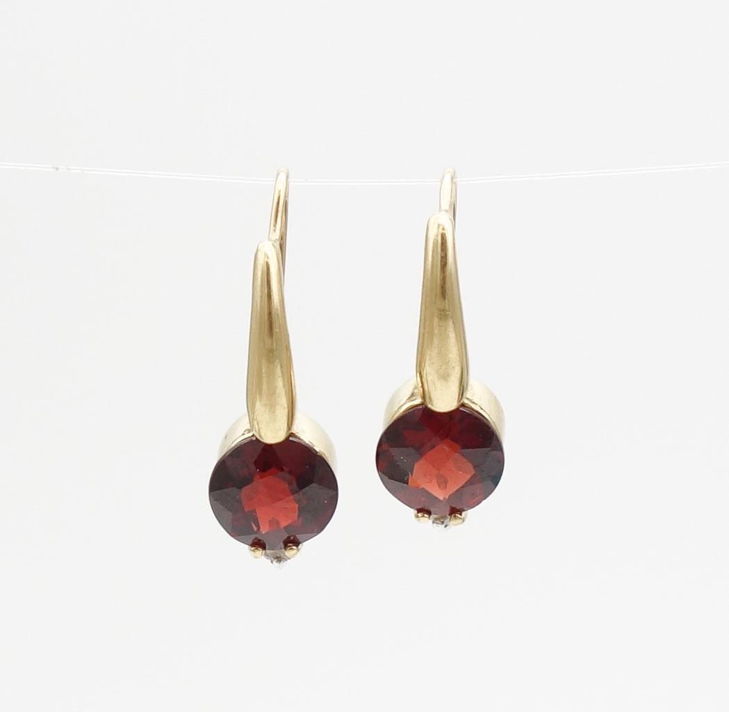 Vintage 14K Gold Checkerboard Garnet Dangle Earrings (1 of 5)