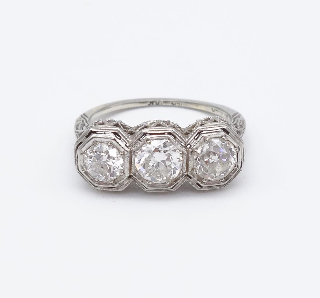 Antique 18K White Gold Filigree Art Deco 1.50tcw Triple Diamond Ring Size 6.25 (1 of 8)