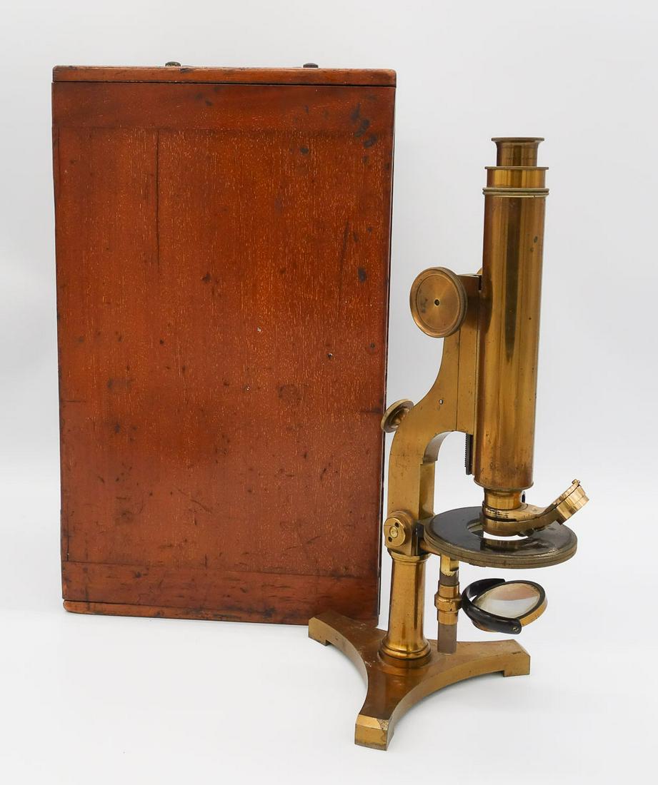 Antique R J Beck Brass Lacquered Cased Microscope w Accessories 10815 (1 of 13)