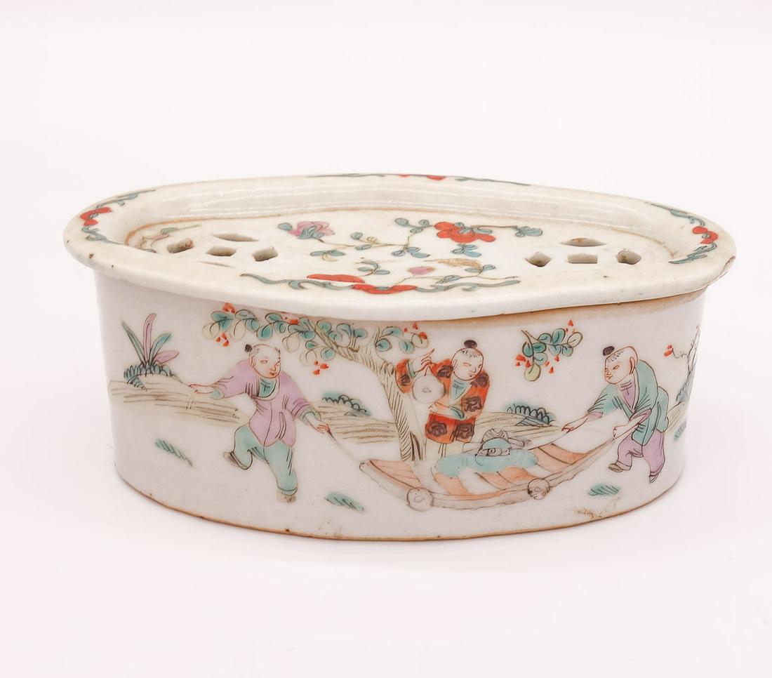 Asian Royal Procession Motif Porcelain Cricket Box (1 of 8)