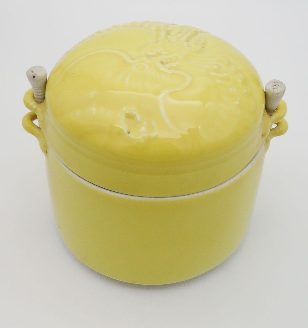 Vintage Signed Cliff Lee Covered Yellow Round Dragon Decorated Box (1 of 12)