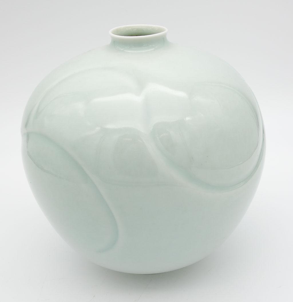 Vintage Signed Cliff Lee 1987 Celadon Glaze Porcelain Vase (1 of 7)