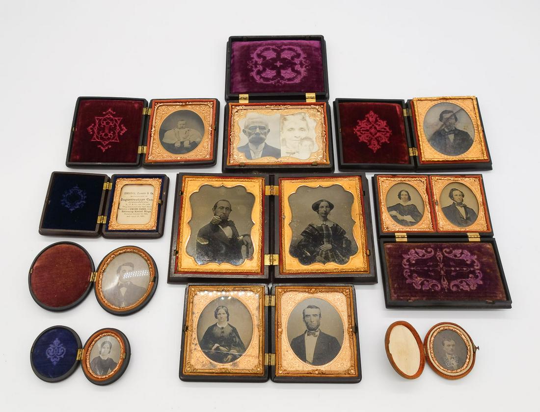 Group 10 Union Cased Portrait Images incl Toddler Missing a Shoe (1 of 13)