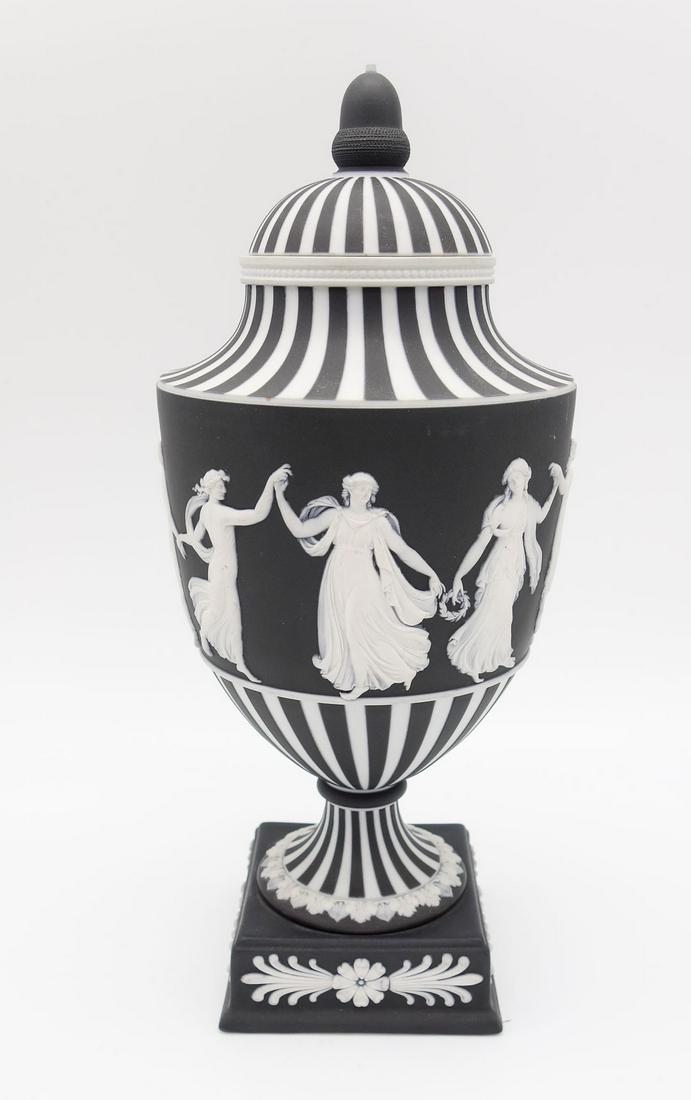 Vintage Wedgwood Black Basalt Jasperware Cameo Dancing Hours Porcelain Covered Urn (1 of 7)