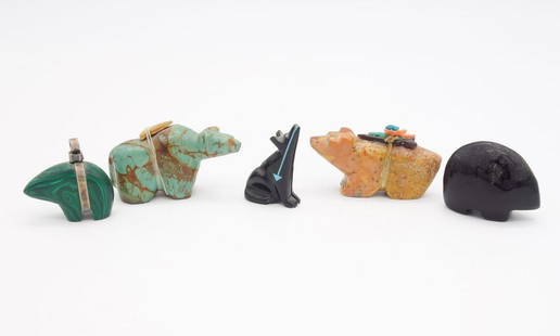 Group 5 Native American Carved Hard Stone Figural Fetish Figurines incl Bears and Wolf: This is a group of five Native American carved hardstone fetish figurines including four bears of jasper, turquoise, malachite, and onyx, and an onyx howling wolf with a turquoise inlay arrow. From th