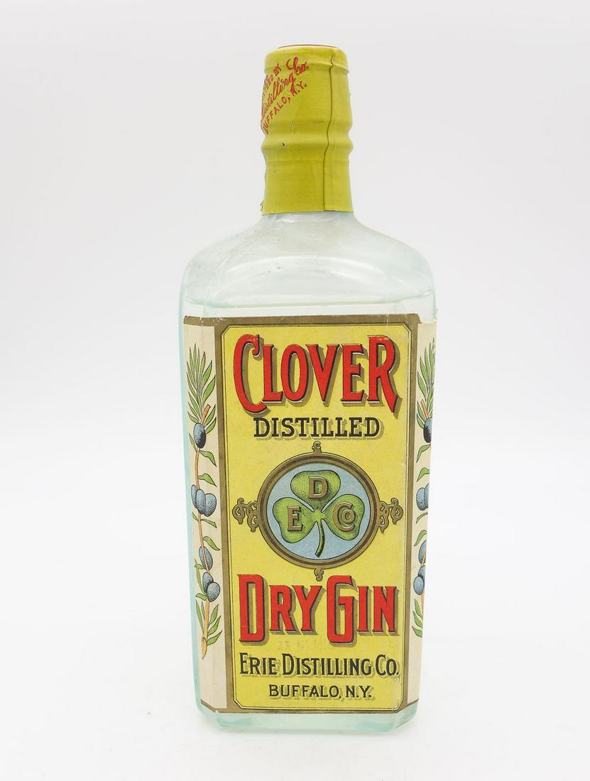 Pre-Prohibition Sealed Erie Distilling Co Clover Dry Gin Glass Bottle (1 of 7)