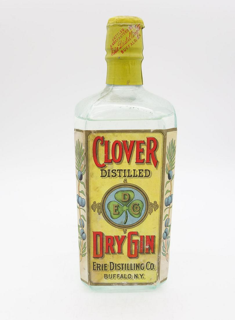 Pre-Prohibition Sealed Erie Distilling Co Clover Dry Gin Glass Bottle (1 of 7)