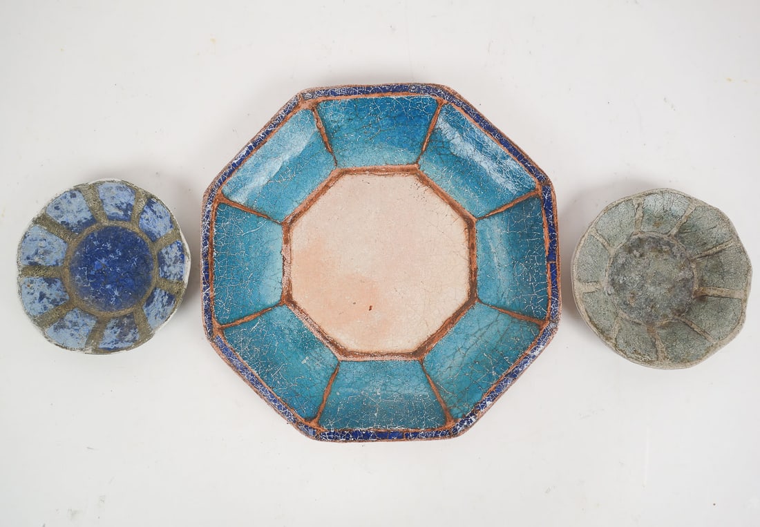 Vintage Lot of 3 Bouck White Helderberg Pottery Plates (1 of 6)