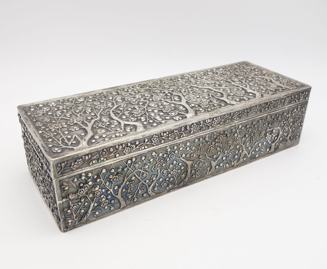 Antique Wang Hing Chinese Export Liang Sheng Silver Blossom Motif Box (1 of 11)