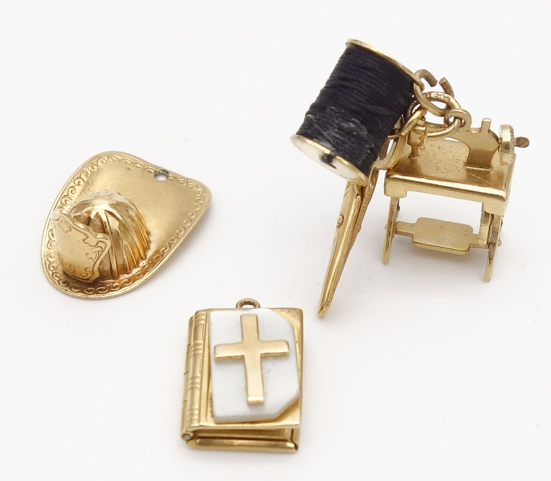 Vintage 14K Gold Charm Bracelet Charms incl Sewing Charm, Mother of Pearl Bible, Fireman's Hat (1 of 4)