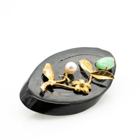 14k Gold Jadeite Black Coral Brooch