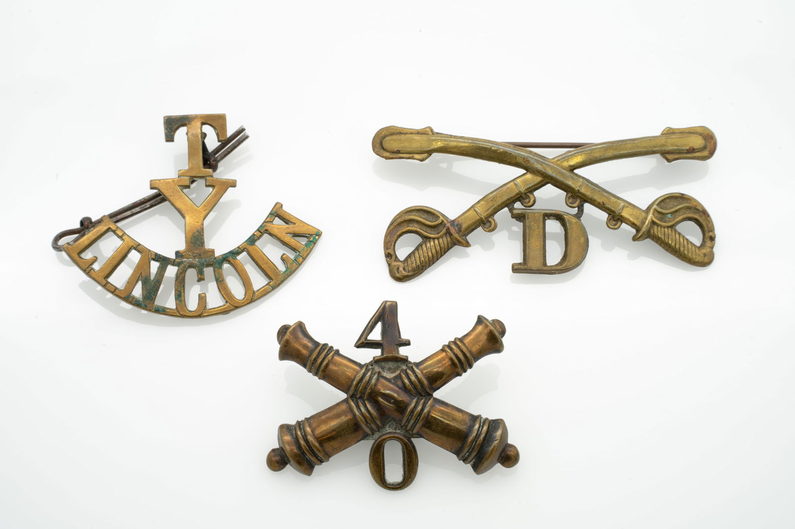 Lot 3 Antique US 19 Brass Military Insignia (1 of 2)