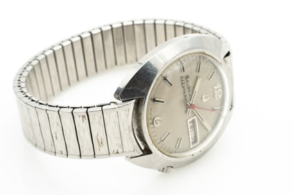 Bulova Accutron 2182 Calendar Mens Wristwatch