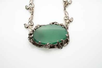 Art Nouveau, Sterling Silver, Green Agate Necklace