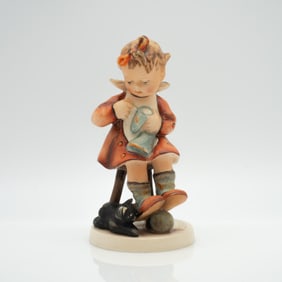 TMK 1 Hummel Figurine, #133 "Mother's Helper"