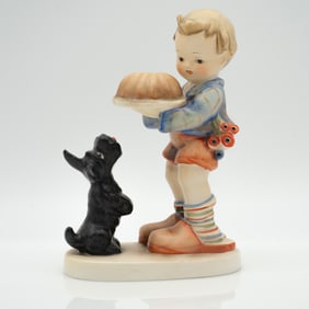 TMK 1 Hummel Figurine, #9 "Begging His Share"
