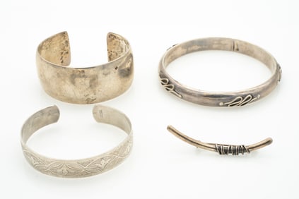 Lot of 4 Sterling Silver Pieces of Jewelry incl Studio and deM handwrought