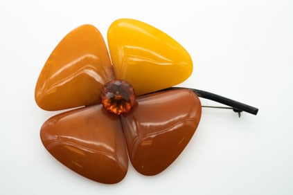 Vintage Large Baltic Butterscotch Amber and Silver Flower Brooch