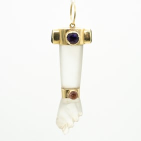 14k Gold Mano Fico Jeweled Charm Pendant