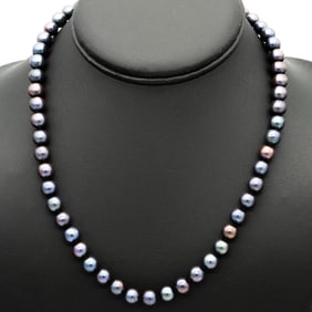 18" 14k Gold, Lavender Jade, and Black Pearl Necklace