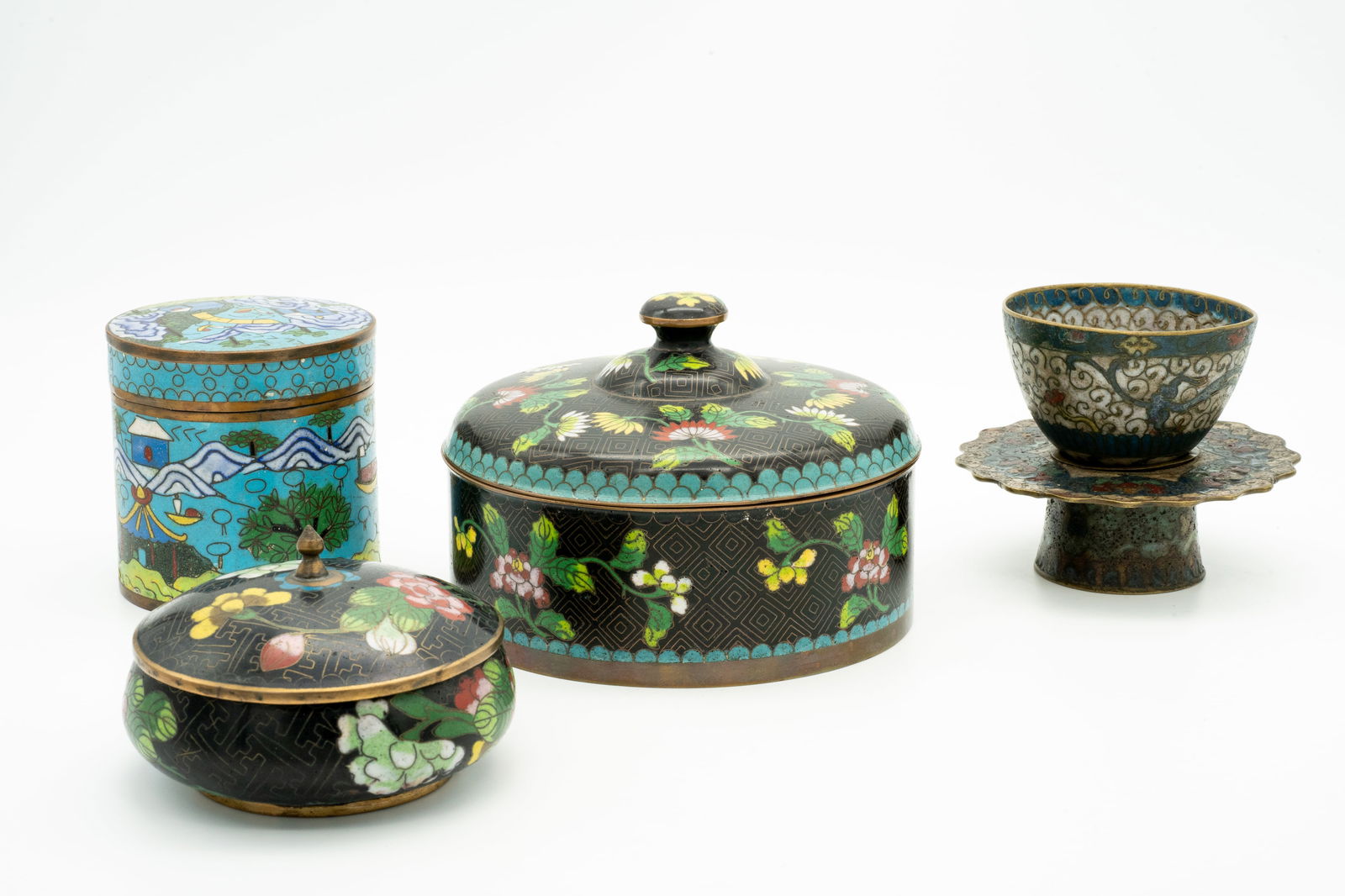 Group of 4 Cloisonne Containers incl Unique Egg Cup (1 of 14)