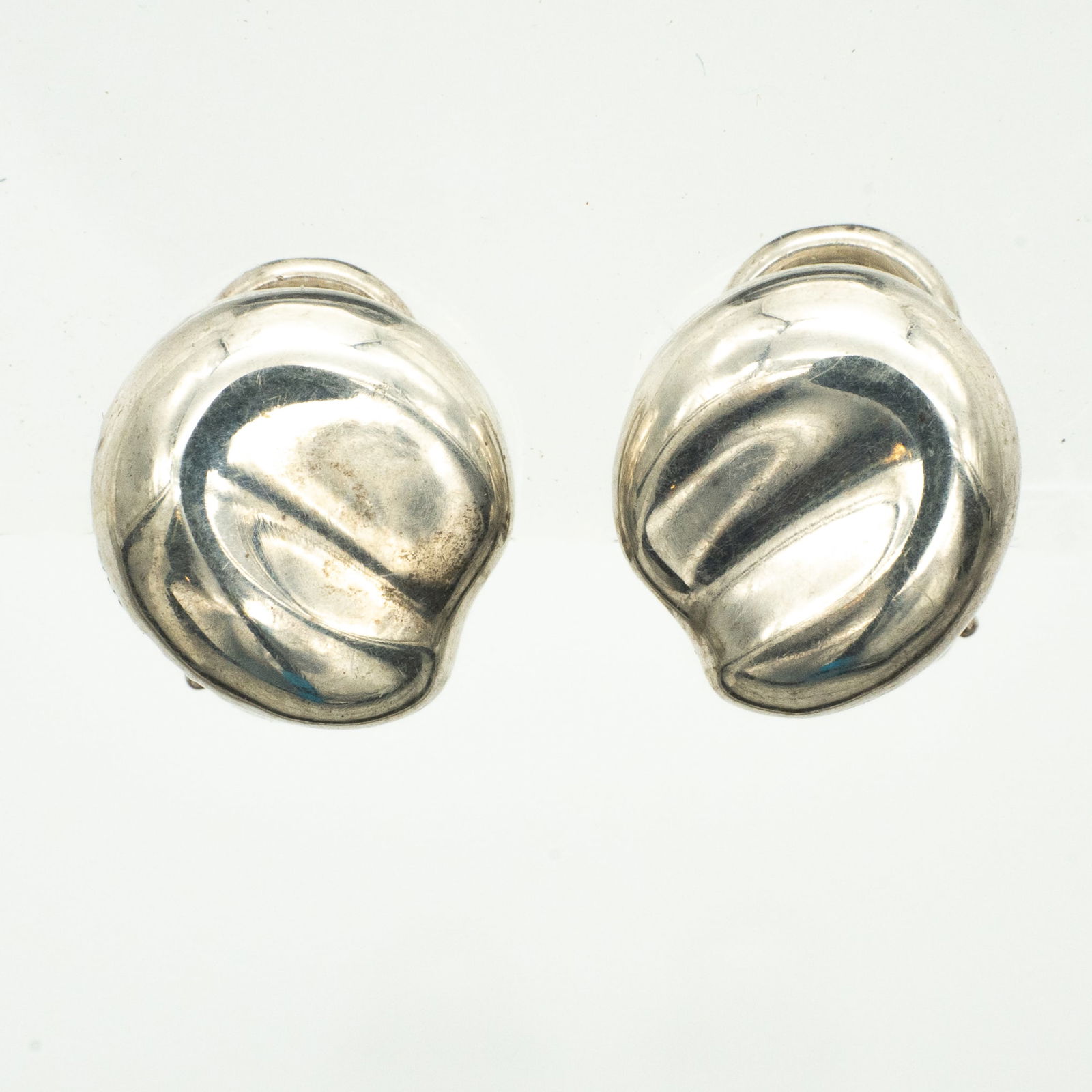 Tiffany and Co. Elsa Peretti Vintage Sterling Silver Bean Earrings (1 of 4)