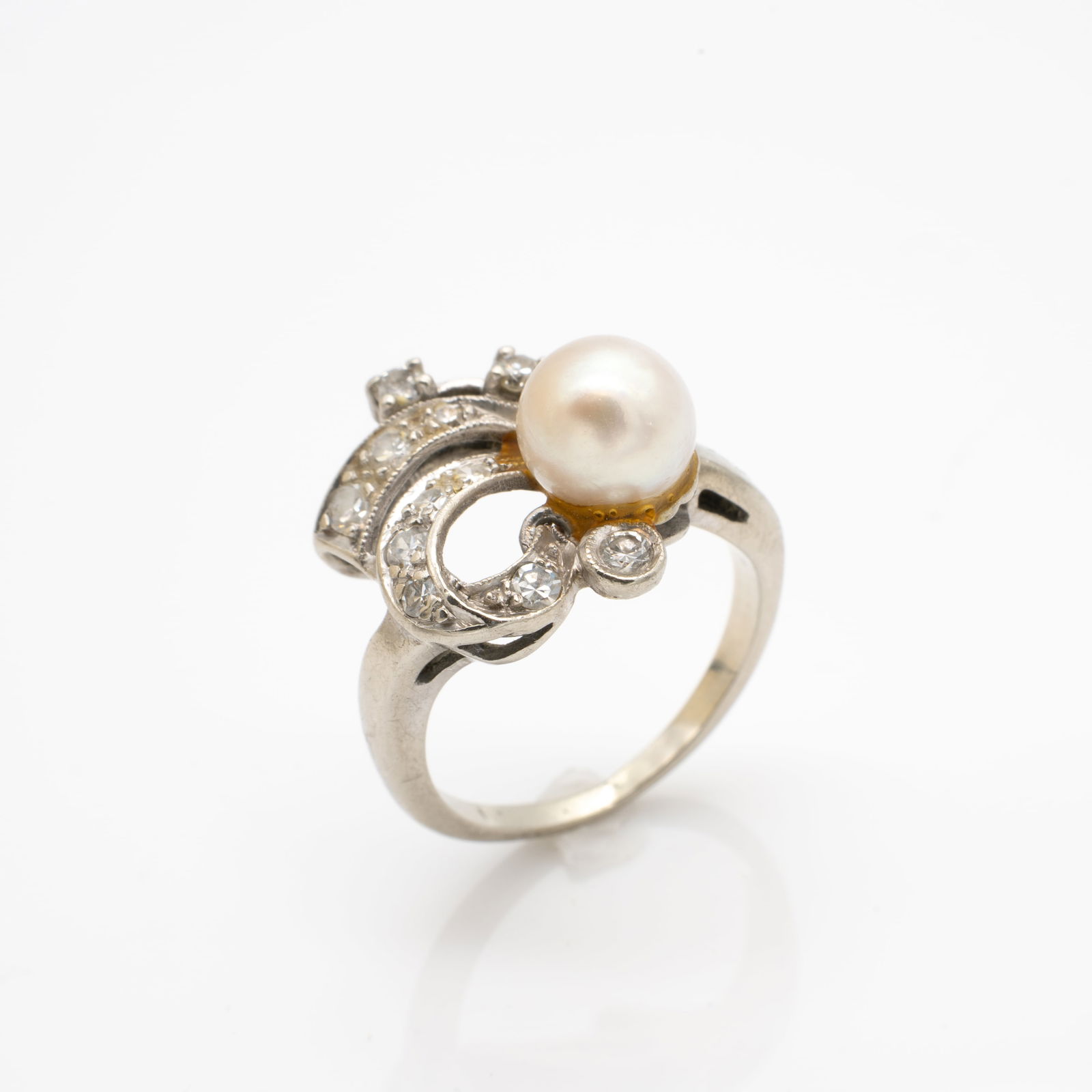 Vintage Retro Mid Century Platinum Diamond Pearl Ring (1 of 9)