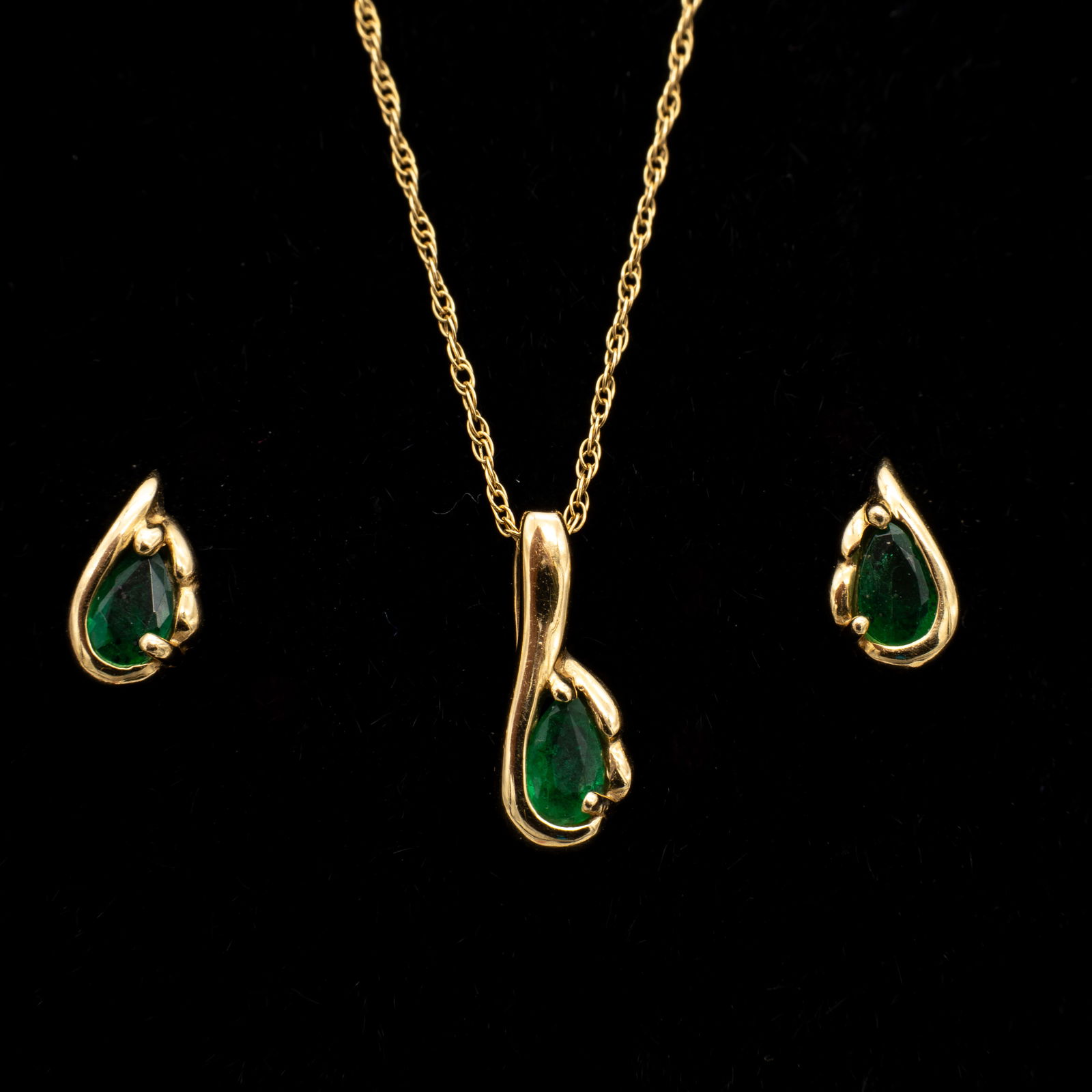 Vintage 14k Gold, Emerald, Necklace Earrings Suite, 3g (1 of 5)