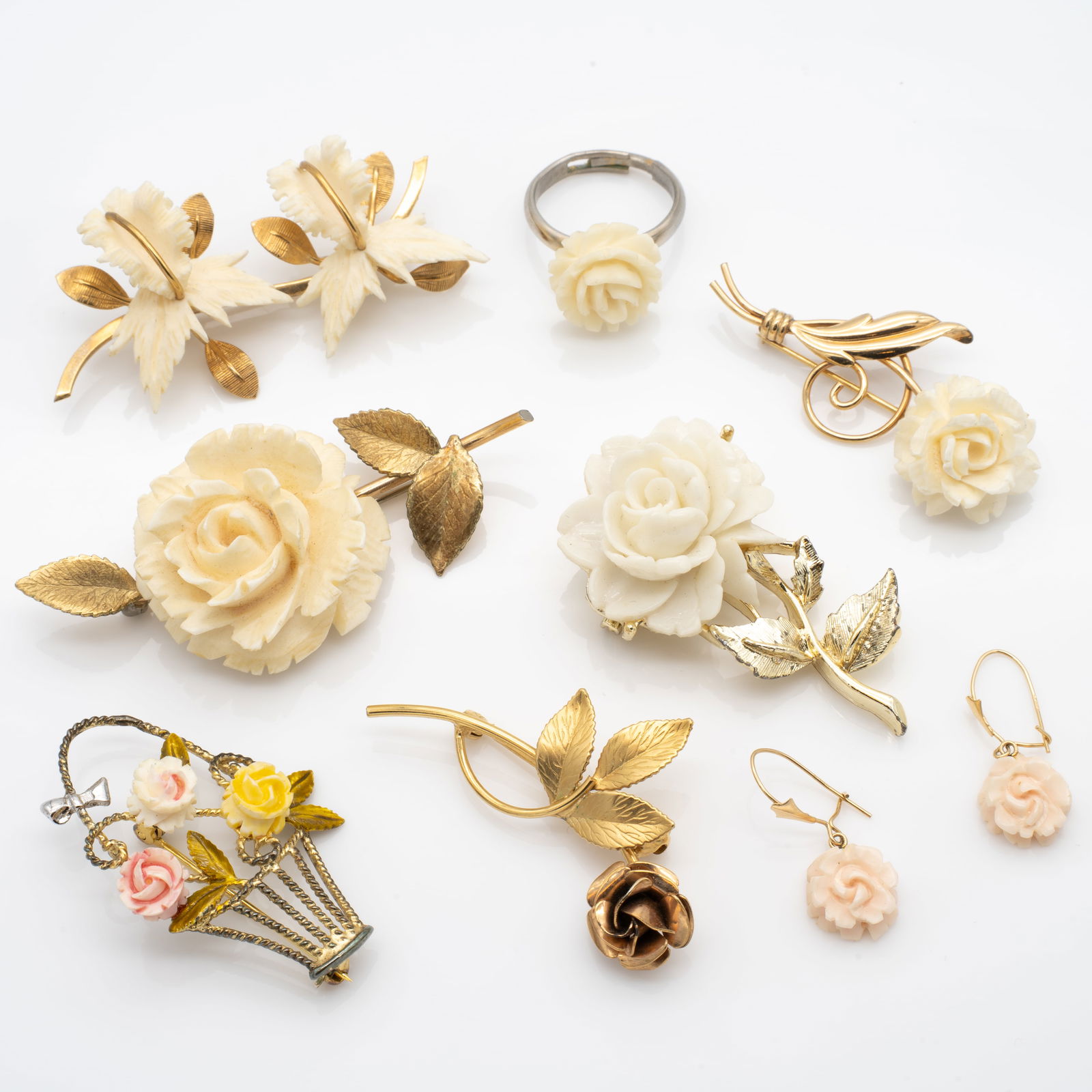Group of 8 Carved Flower Jewelry Pieces Incl Gold GF and Sterling Silver (1 of 7)