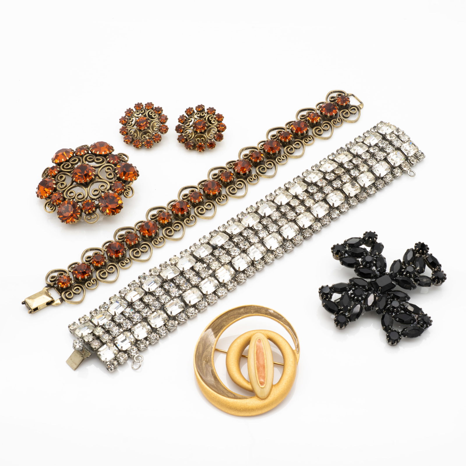 Vintage Lot of Mid-Century Jewelry, Weiss and Trifari (1 of 8)