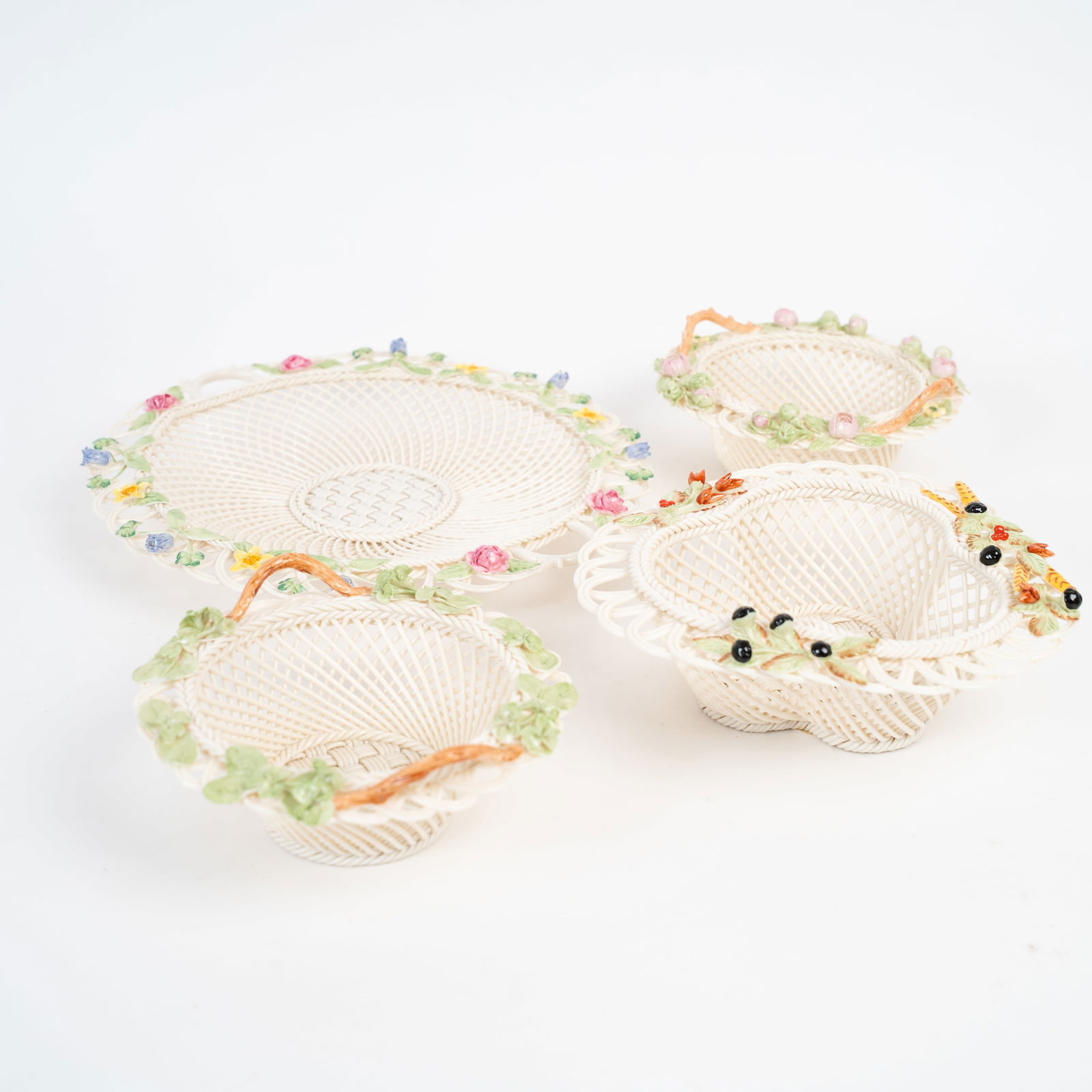 4 Woven Irish Belleek Porcelain Baskets and Plate, Two Strand, and Four Strand (1 of 14)