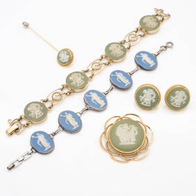 Group of Wedgwood Jasperware Jewelry Bracelets Earrings Stick Pin Brooch Sterling and Gold GF (1 of 10)