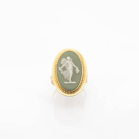 14k Gold, Green Wedgwood Jasperware Ladies Ring Depicting Iris, Messenger of the Gods (1 of 7)