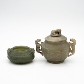 Chinese Hardstone Carved Vessels, Crab Dish and Covered Censer
