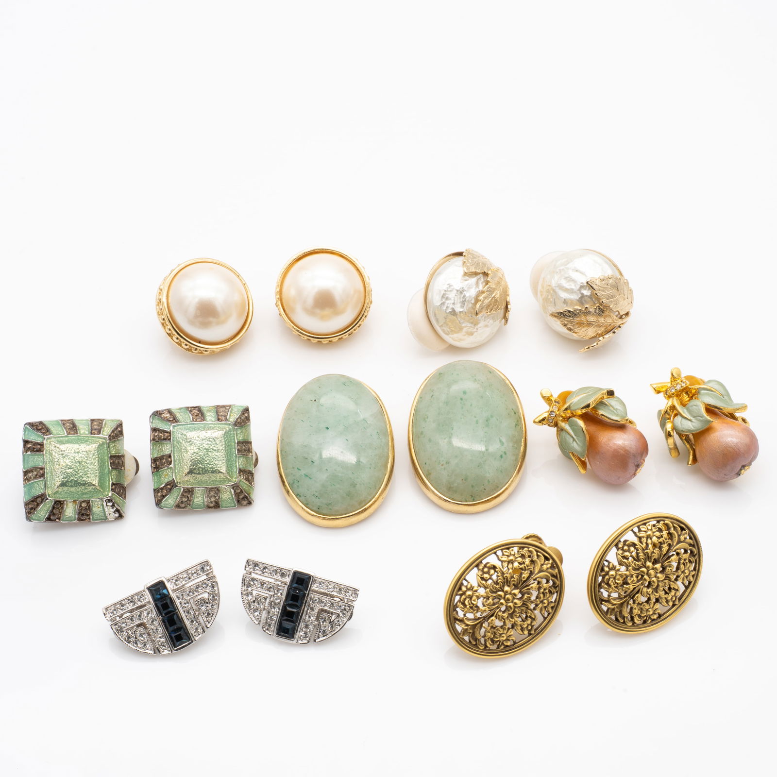 Vintage Earring Lot of 7 incl. Jacqueline Kennedy, Givenchy, Faux Pearl & Jade Style Pairs: Lot 181 Vintage Earring Lot of 7 incl. Jacqueline Kennedy, Givenchy, Faux Pearl & Jade Style Pairs Provenance: From a Private Collection in Upstate New York, with the Jade and Hardstone Carvings Acqui