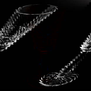 Set of 11 Waterford Crystal "Kylemore" White Wine Glasses: Lot 288 Set of 11 Waterford Crystal "Kylemore" White Wine Glasses Description: A set of eleven white wine glasses in the now-discontinued "Kylemore" pattern by Waterford Crystal. Each glass features a