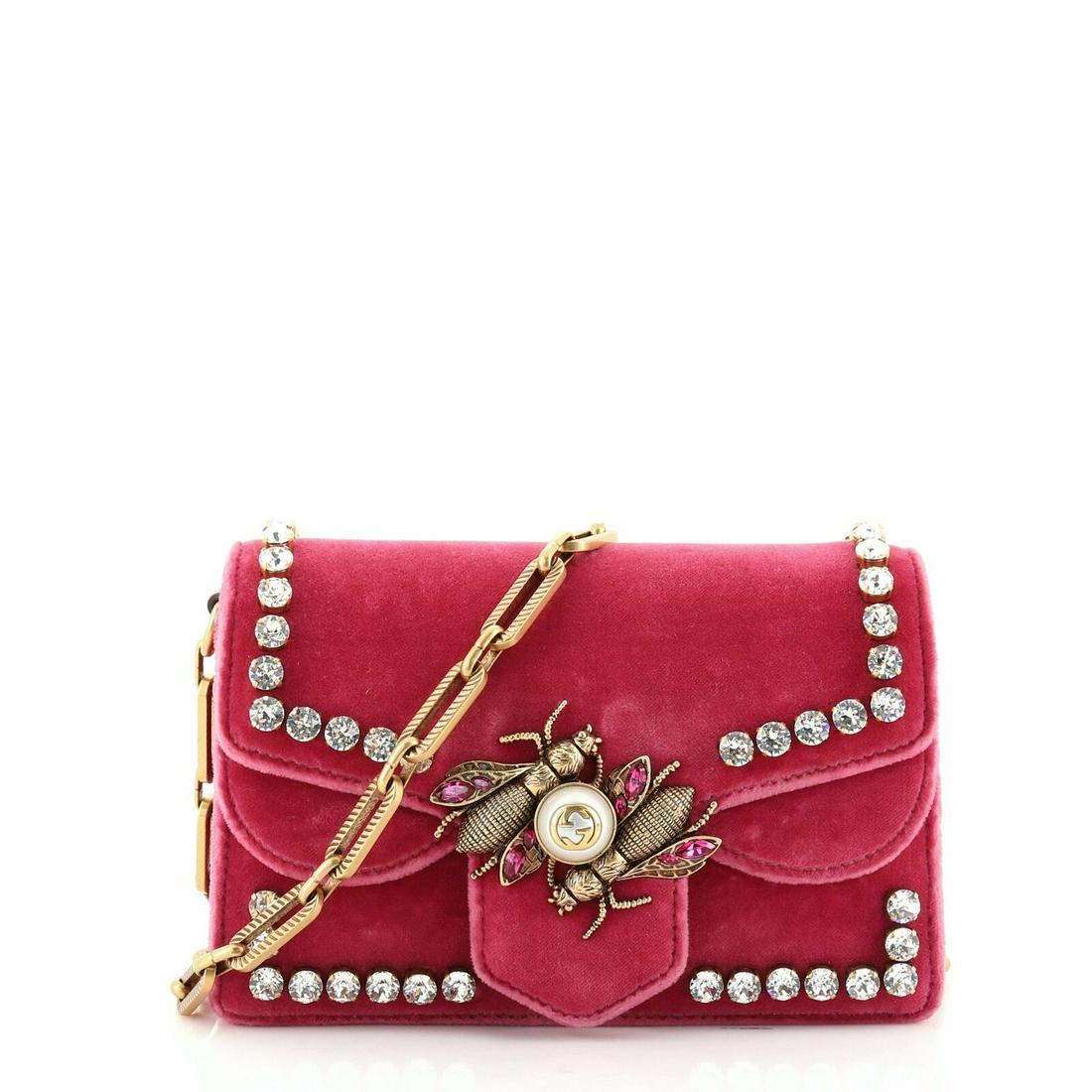 Gucci Broadway Pearly Bee Shoulder Bag Crystal: Gucci Broadway Pearly Bee Shoulder Bag Crystal Embellished Velvet Mini Condition: Pre-owned: An item that has been used or worn previously. See the Consignor’s listing for full details and descripti