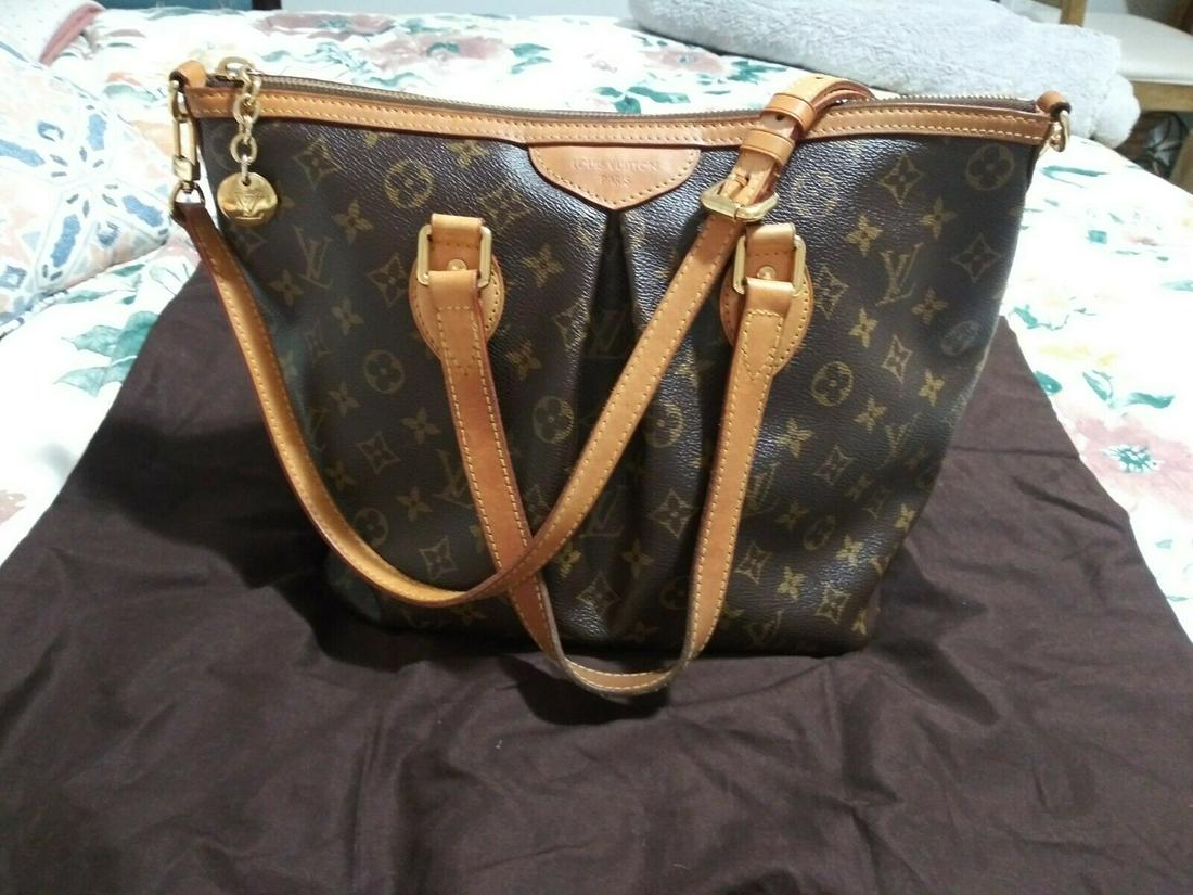 Louis Vuitton Vintage Palermo PM Monogram: Louis Vuitton Vintage Palermo PM Monogram Pre-owned: An item that has been used or worn previously. See the consignors listing for full details and description of any imperfections. opens in a new win