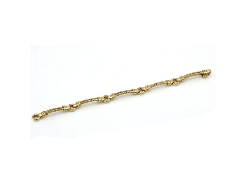 Philippe Charriol Diamond Cable Link Bracelet In 18k: Philippe Charriol Diamond Cable Link Bracelet In 18k Yellow Gold SKU No.203781007591-E Brand: Philippe Charriol Condition: Pre-Owned Metal: Yellow Gold Stone: DIAMOND Model: 203781007591-E MORE DETAI