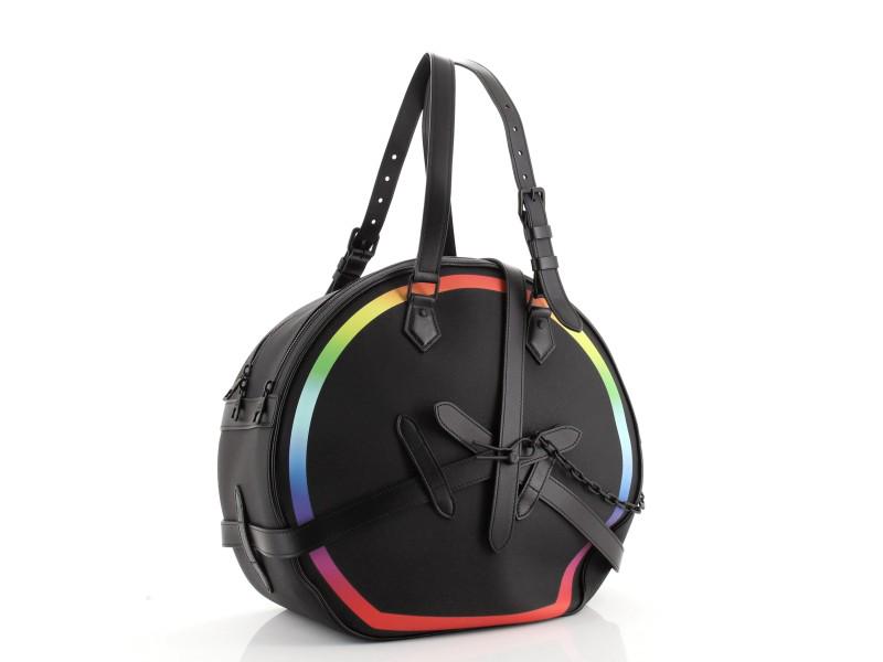 Louis Vuitton Soft Hat Trunk Bag Rainbow Taiga Leather: Louis Vuitton Soft Hat Trunk Bag Rainbow Taiga Leather SKU: RBJ-LOUISVUITT-6159D7EB55488 Brand: Louis Vuitton Condition: Pre-Owned Style: Top Handle Fabric: Leather MORE DETAILSThese are professional