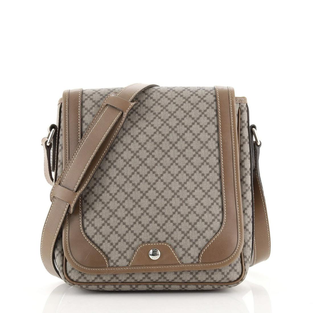 Gucci Snap Flap Messenger Bag Diamante Coated Canvas Medium: Gucci Snap Flap Messenger Bag Diamante Coated Canvas Medium Exterior Color: Brown Interior Color: Neutral Exterior Material: Canvas (Coated) Interior Material: Fabric Hardware Color: Silver Access