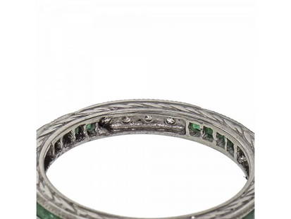 Peter Suchy Vintage Inspired Diamond Emerald Wedding Band Ring Platinum: Peter Suchy Vintage Inspired Diamond Emerald Wedding Band Ring Platinum SKU: RBJ102-351-14-01C9A Brand: Peter Suchy Condition: Pre-Owned Metal: Platinum Stone: Diamond Note: All